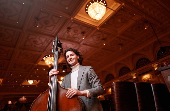 Contrabassist Felix Lashmar: ‘Mijn bas is als een Tesla’