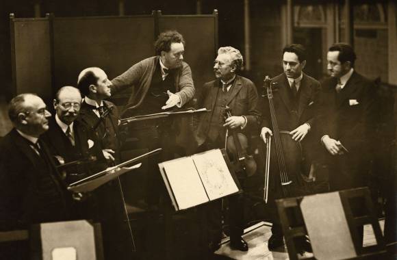 Waarom sommige dirigenten speciale titels hebben