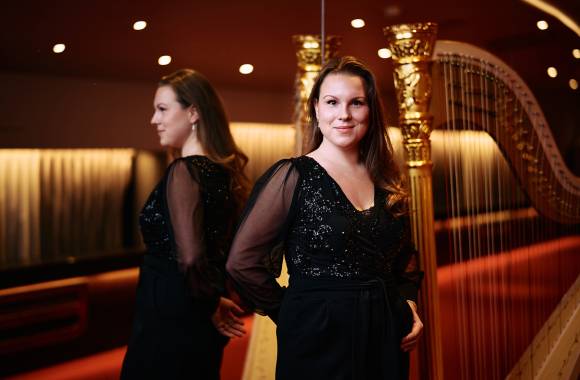 Harpiste Anneleen Schuitemaker: ‘De harp koos mij’