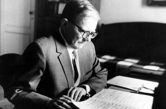 Het zwarte pak van Dmitri Sjostakovitsj