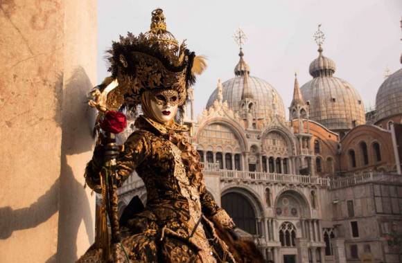 Alles op z’n kop: zo ontstond carnavalsmuziek