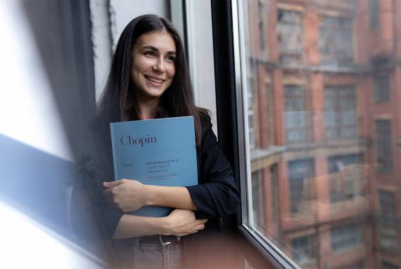 Pianotalent Alexandra Dovgan: ‘Met Chopin voel ik al mijn hele leven een diepe band’