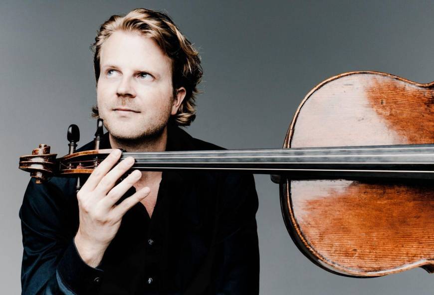 Julian Steckel speelt Dvořáks Celloconcert