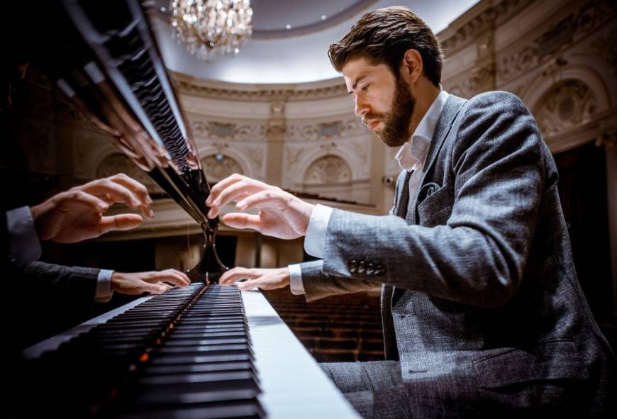 Hemelbestormers: Thomas Beijer en Satie, satire in klank en beeld