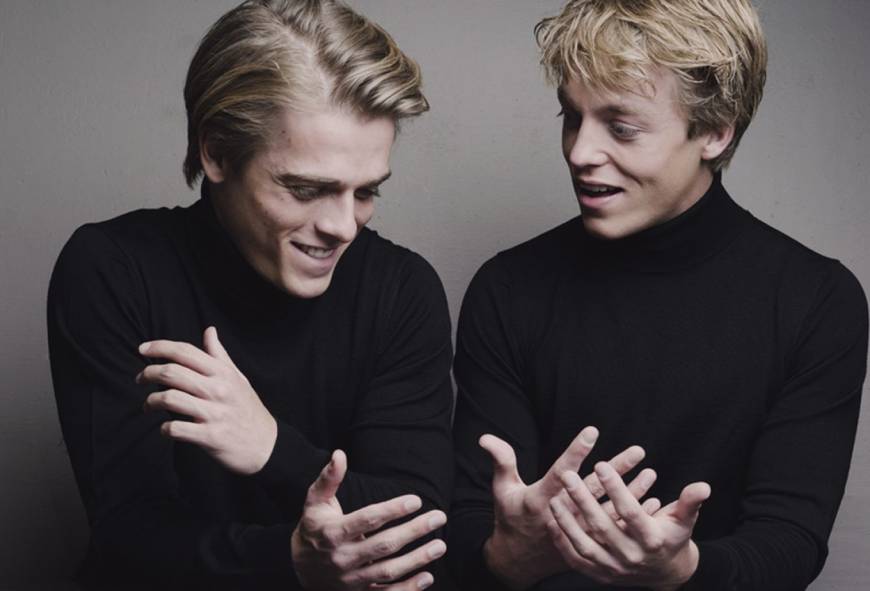 Lucas en Arthur Jussen in werk van Fazil Say