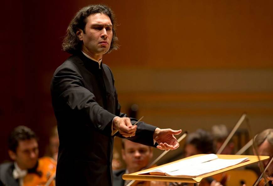 Vladimir Jurowski leidt het Concertgebouworkest in Mozart en Bruckner