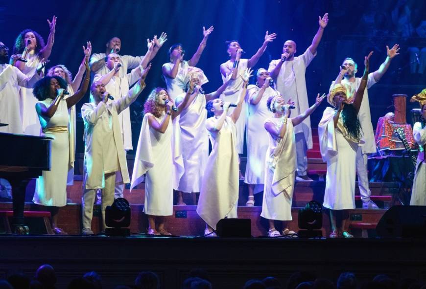 Noord Nederlands Orkest en ZO! Gospel Choir in Swing Symphony van Wynton Marsalis