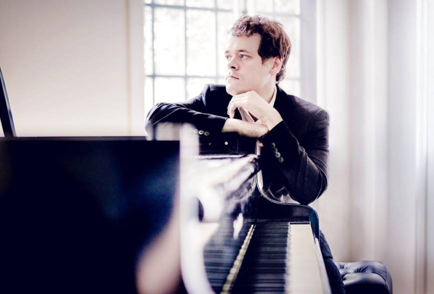Benjamin Grosvenor: Beethovens Mondschein-sonate & Schumann