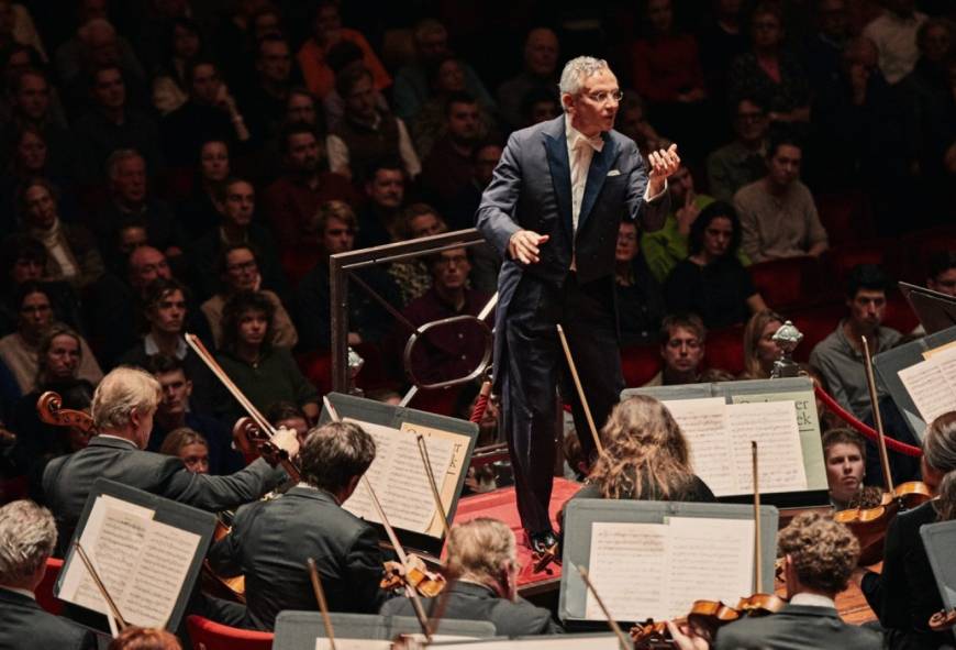 Fabio Luisi dirigeert Beethoven bij het Concertgebouworkest