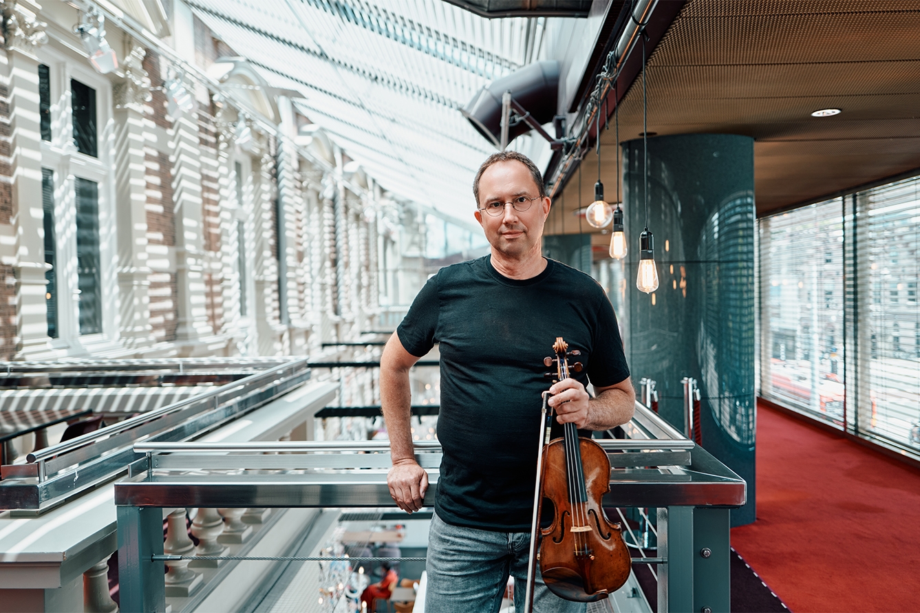 Violist Arndt Auhagen: ‘Een instrument kan een redding van de criminaliteit zijn’