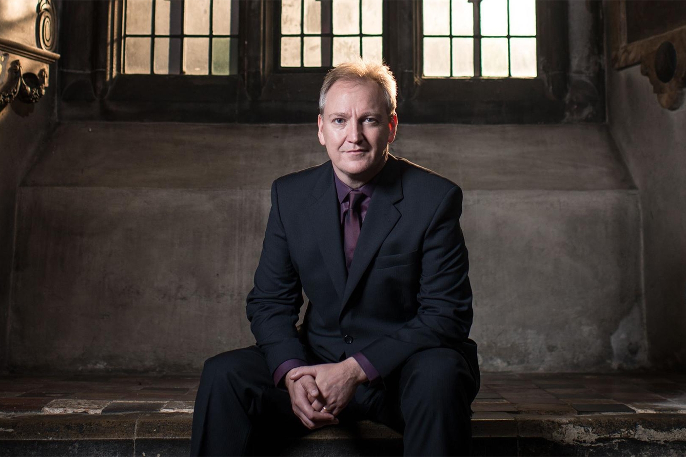 Koordirigent Nigel Short: ‘Ondanks slopende tourneedagen, heb ik het mooiste beroep’