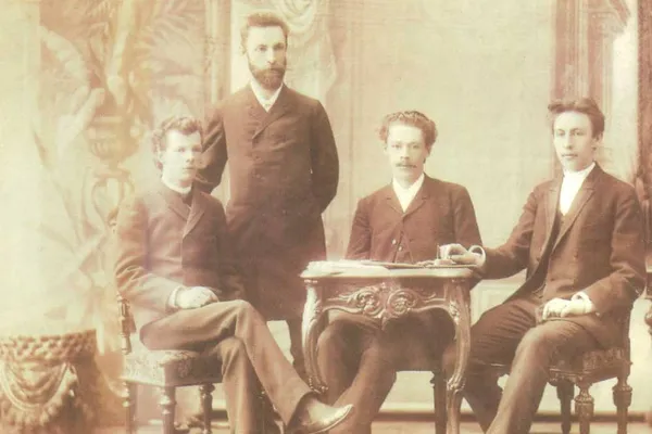 Anton Arenski met zijn leerlingen Conus, Morozov en Rachmaninoff in 1892