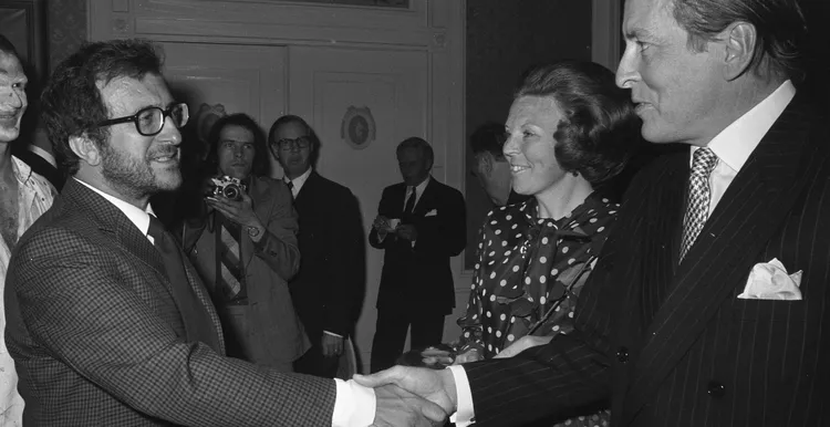 Luciano Berio ontmoet prins Claus en prinses Beatrix, juni 1972