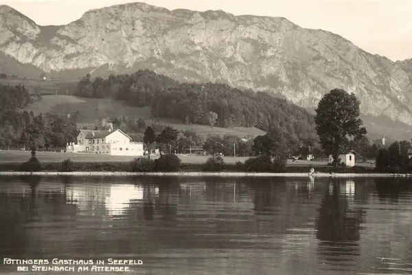 Mahlers componeerhuisje (rechts)
